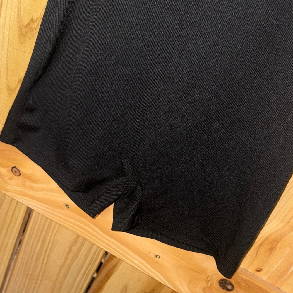 Black Sleeveless Bodysuit - Picture 5 of 5